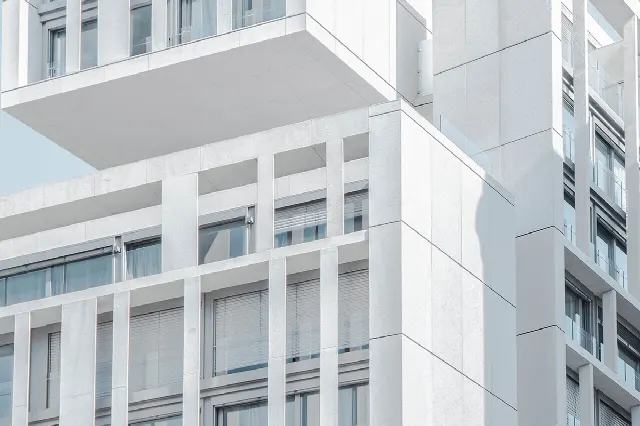 Revisione commerciale: contratti d’affitto, costi operativi, manutenzione – Valutazione di una casa e di un appartamento