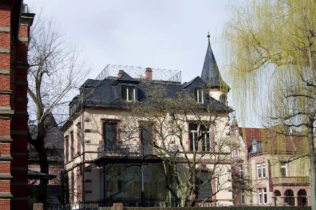 10% commissione tipster Francoforte (Mainz, Wiesbaden): villa da 18 milioni – acquirenti per questa e altre ville