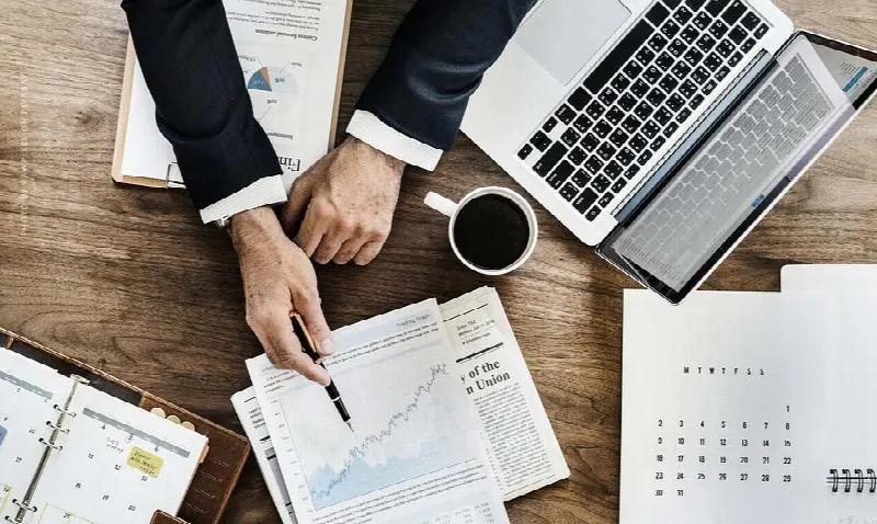Bilancio immobiliare / redditività: rendimento degli immobili, acquisto di immobili e ottimizzazione dei flussi di cassa