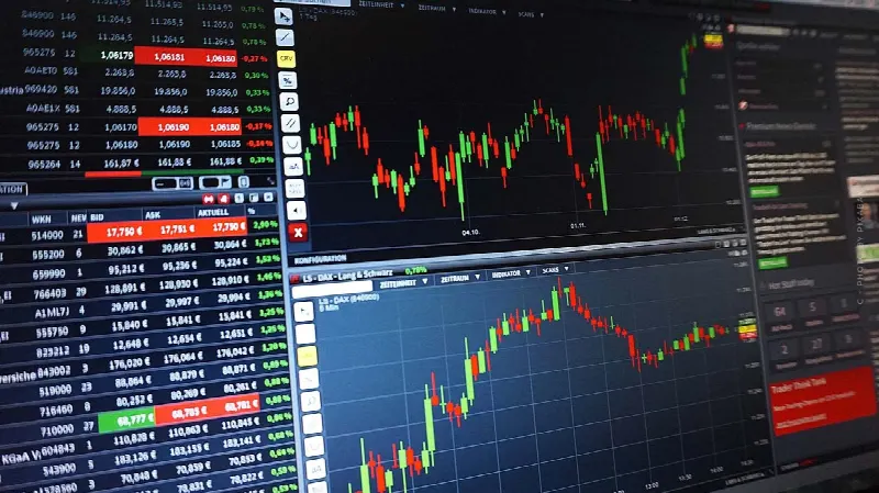 Comprare azioni: Banca diretta, deposito azionario, broker online + esempio di costi
