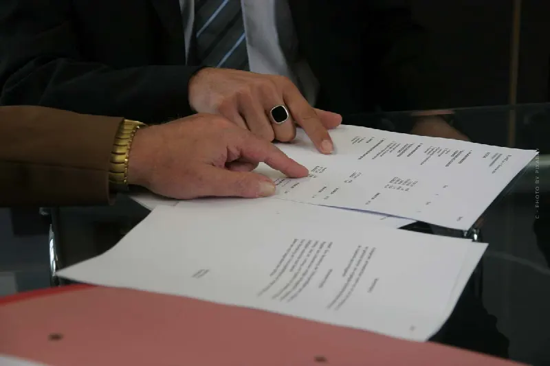 Confrontare contratti campione: Contratto di intermediazione