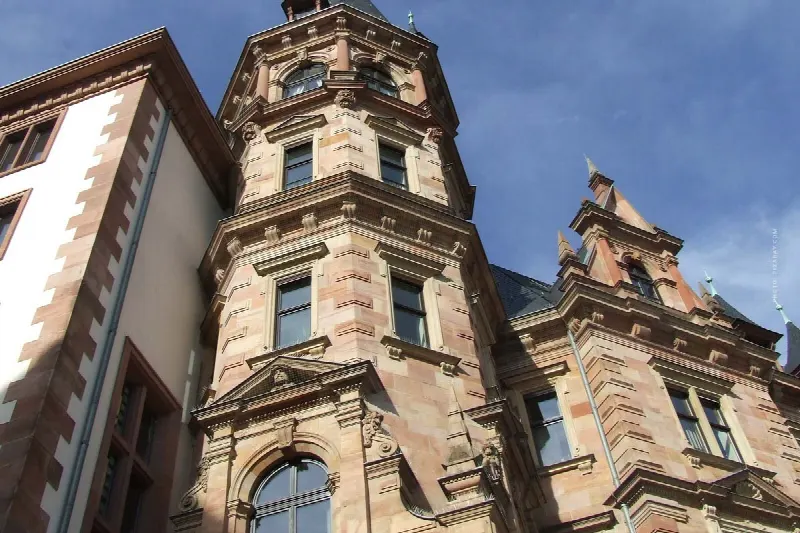 Avvocato immobiliare Wiesbaden: I 9 migliori studi legali per il diritto immobiliare (House, Apartment & Co.)