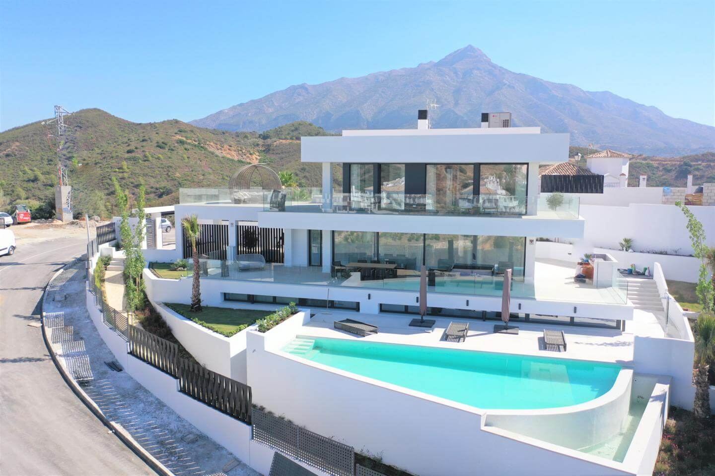 Villa con piscina a Marbella